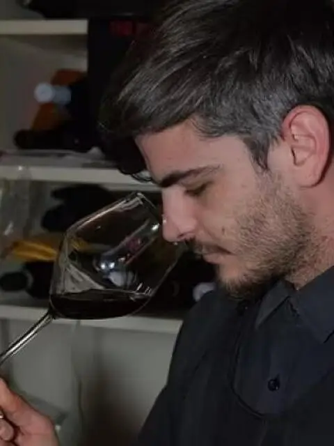 Cameriere o Barista Cameriere o Barista
