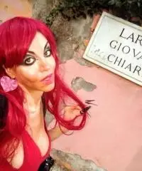 CERCO RAGAZZO CHE MI PORTI IN GIRO IN MOTO.... CERCO RAGAZZO CHE MI PORTI IN GIRO IN MOTO....