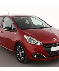 Peugeot 208 BlueHDi 75 5 porte Allure Peugeot 208 BlueHDi 75 5 porte Allure