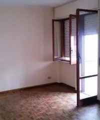GIOIA TAURO - VIA ROMA - AFFITTASI APPARTAMENTO - Calabria GIOIA TAURO - VIA ROMA - AFFITTASI APPARTAMENTO - Calabria
