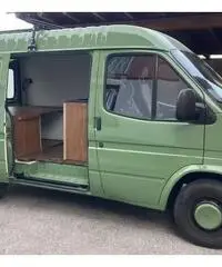 Ford Transit Autocarro camperizzato Ford Transit Autocarro camperizzato