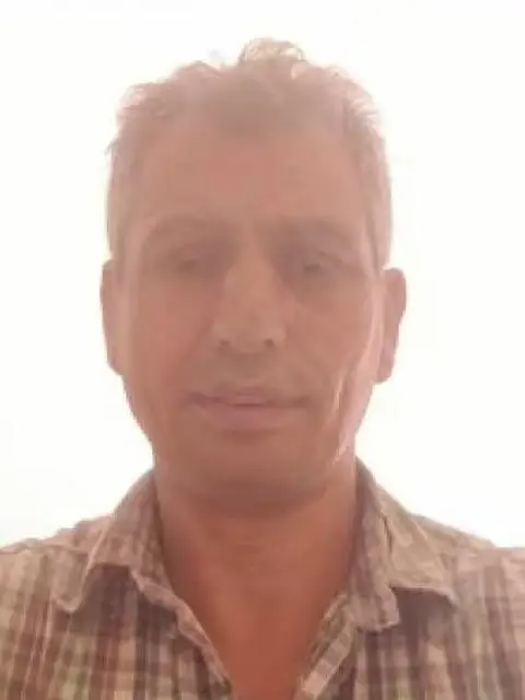 Ho esperienza nel campo edilizia e esequie lavori Ho esperienza nel campo edilizia e esequie lavori
